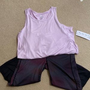 Workout set with tank and capris
